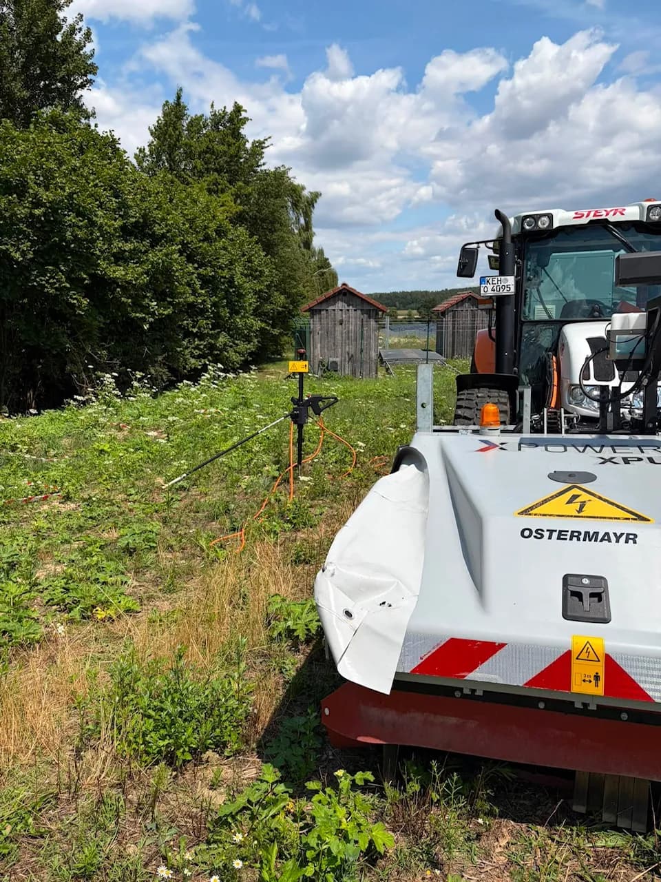 XPower-XPU-Applikationseinheit am Steyr-Traktor montiert